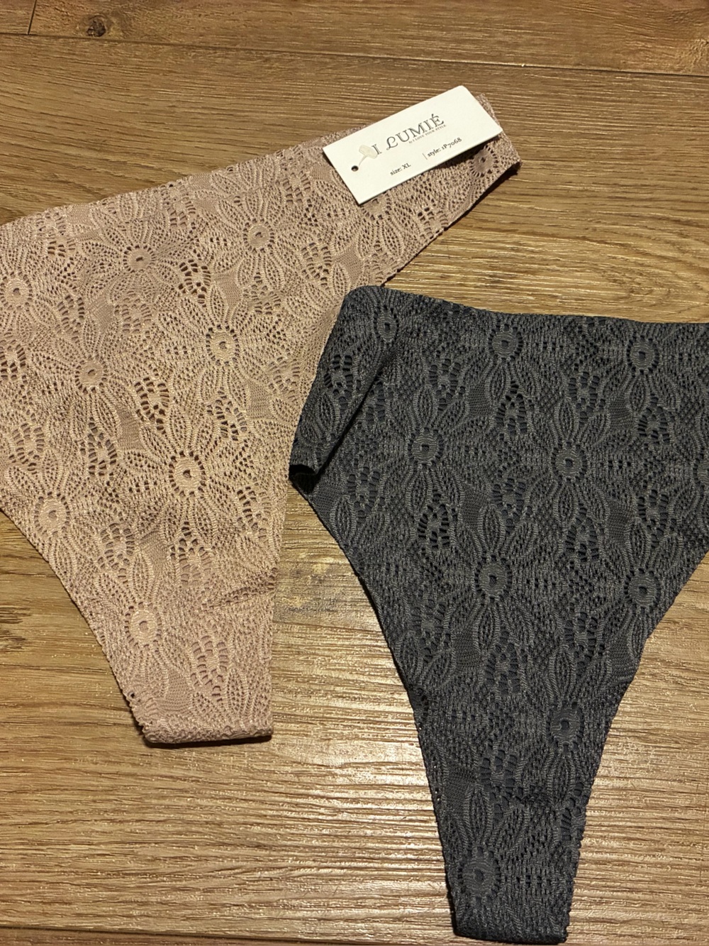 Lumie Lace Thongs - Blush and Charcoal